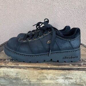 Vintage Skechers 90’s Y2K Lug Sole Black Oxford